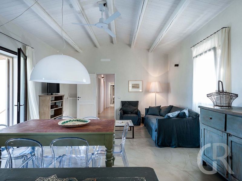 ferienhaus-ulivi-wohnzimmer.jpg