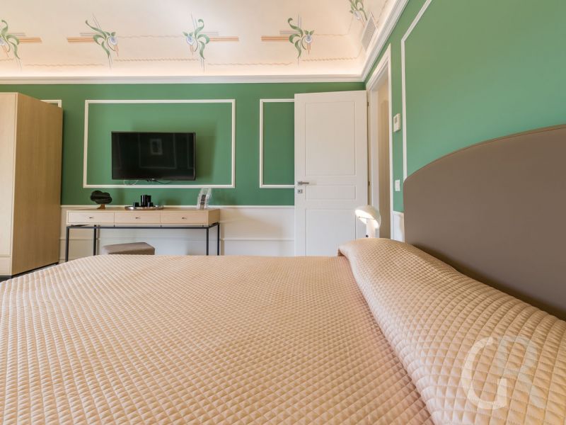 ferienwohnung-ettore-schlafzimmer.jpg
