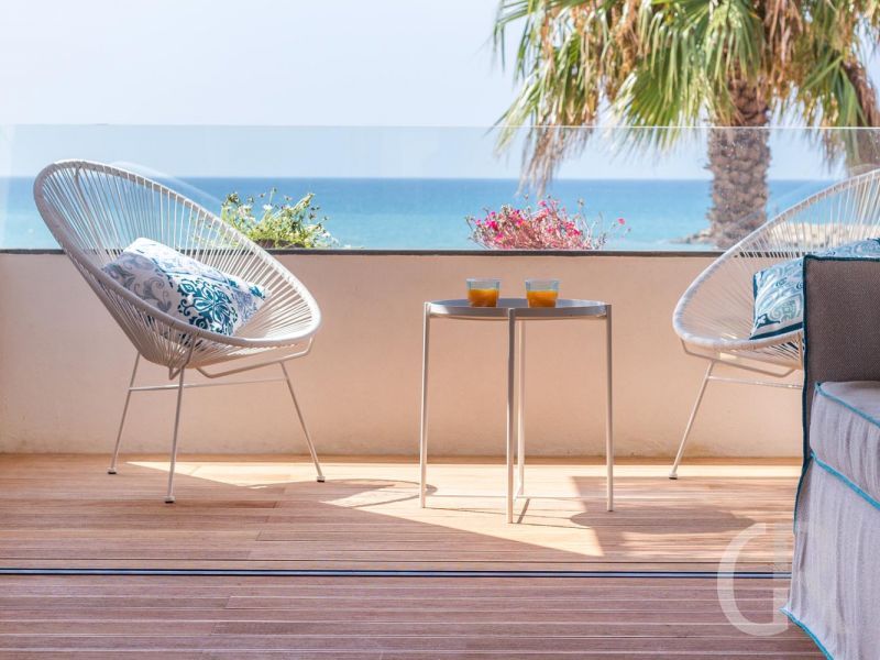 ferienwohnung-medea-ueberdachte-terrasse.jpg