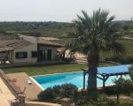 ferienwohnung-piscina-blick-auf-die-ferienwohnung-und-den-pool.jpg