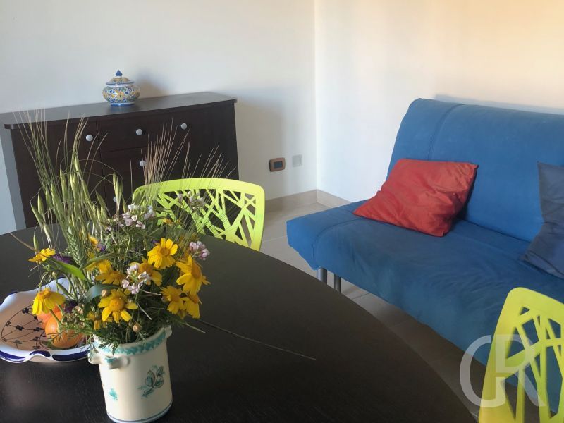 ferienwohnung-piscina-wohnzimmer-mit-sofa.jpg