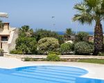 grosser-pool.jpg