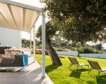 terrasse-mit-wiese.jpg