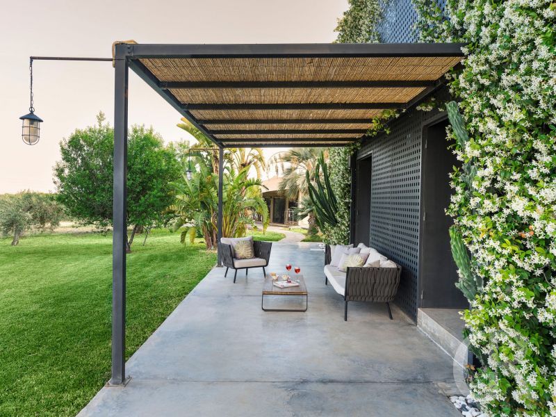 villa-agnese-terrasse-mit-gartenmoebeln.jpg