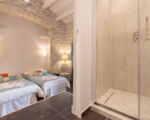 villa-angelina-schlafzimmer-mit-ensuite-bad.jpg
