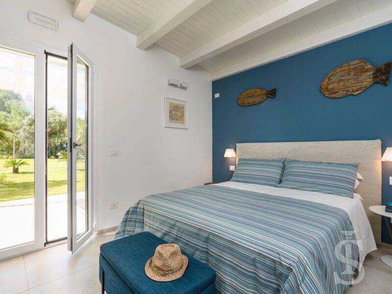 villa-azuela-schlafbereich-mit-zugang-ins-freie.jpg