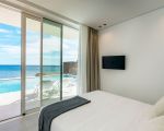 villa-bedda-matri-grosses-bett-mit-tollem-blick.jpg