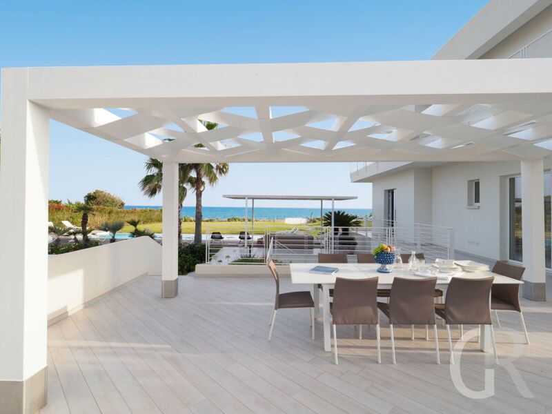 villa-blumarine-esstisch.jpg