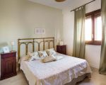 villa-cala-mancina-gemuetliches-schlafzimmer.jpg