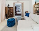 villa-contrada-wohnraum-mit-weisem-sofa.jpg