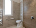 villa-dimora-bufalefi-badezimmer-barrierefrei.jpg