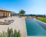 villa-gelso-bianco-pool-und-garten.jpg