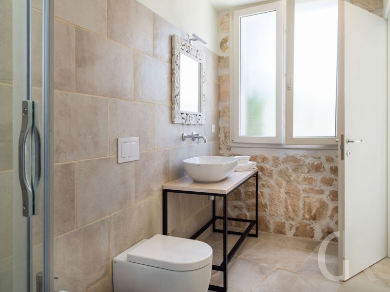villa-maddalena-duschbad.jpg