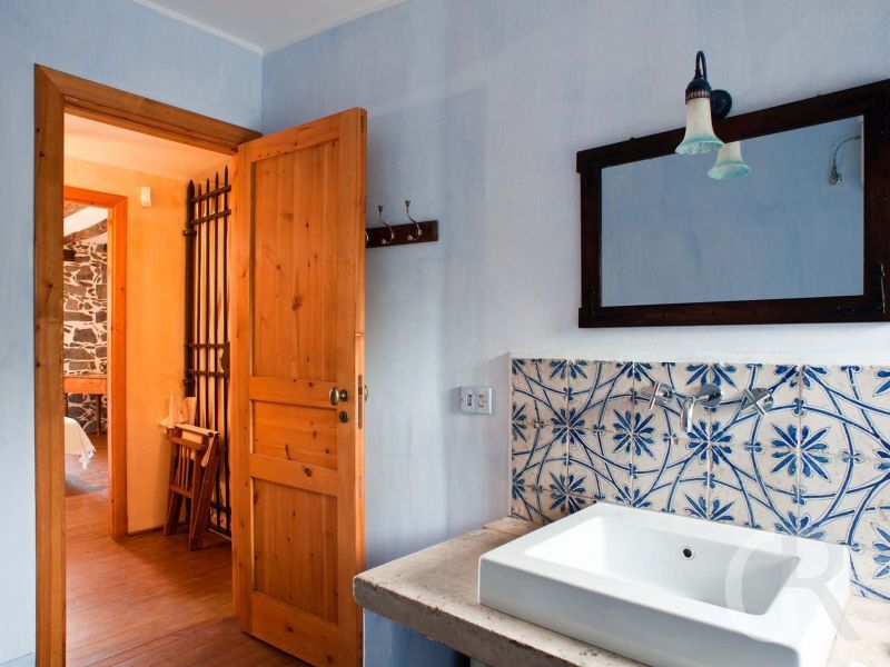 villa-palmento-monterosso-bad.jpg