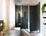 villa-pigna-blue-bad-mit-dusche.jpg