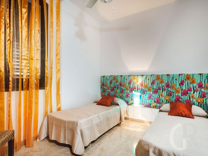 villa-profumo-schlafzimmer-mit-einzelbetten.jpg