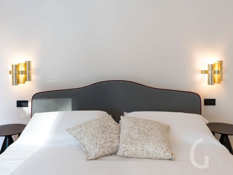 villa-zagara-grosses-breites-bett.jpg