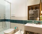 ager-costa-duschbad-mit-waschbecken.jpg