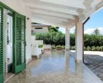 casa-bianca-ueberdachtee-terrasse.jpg
