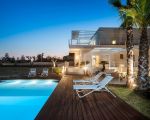 ferienvilla-blumarine-pool-am-abend.jpg