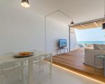 ferienwohnung-medea-wohnraum-mit-esstisch.jpg