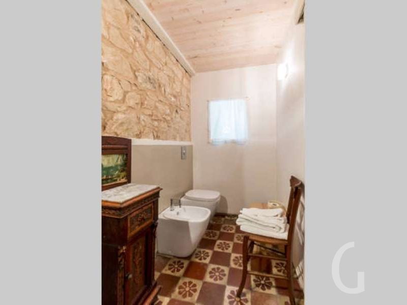 ferienwohnung-nolina-blick-ins-bad.jpg