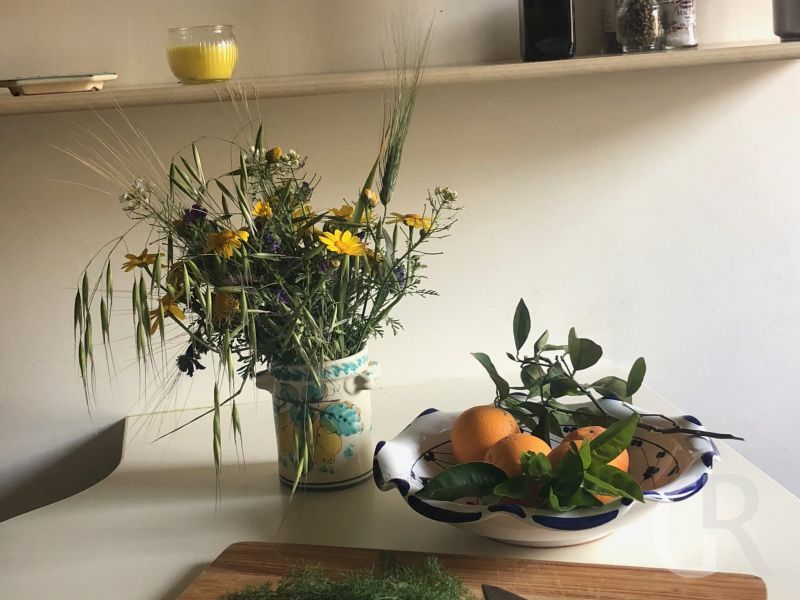 ferienwohnung-piscina-esstisch-mit-frischem-fenchel.jpg