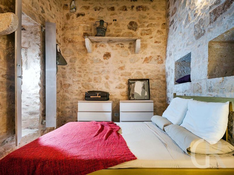 le-edicole-rustikales-schlafzimmer.jpg