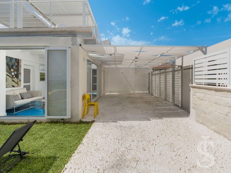 montalbano-suite-eingang-und-terrasse.jpg