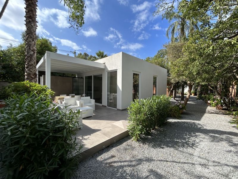 palme-garden-blick-auf-das-haus.jpg
