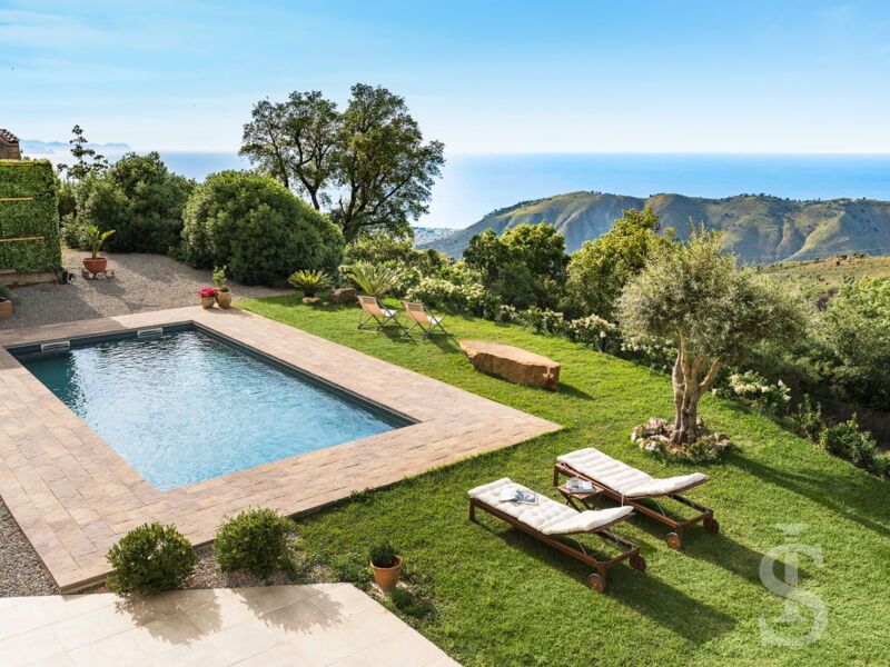 villa-casita-schoener-pool.jpg
