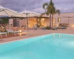 villa-fedra-am-pool.jpg