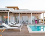 villa-fico-haus-und-pool.jpg