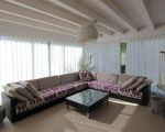 villa-flora-gemuetliche-sitzecke-im-wohnzimmer.jpg