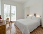 villa-la-belle-schlafraum-in-weiss.jpg