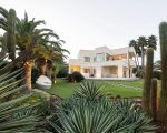 villa-la-plage-blick-vom-garten-auf-die-villa.jpg