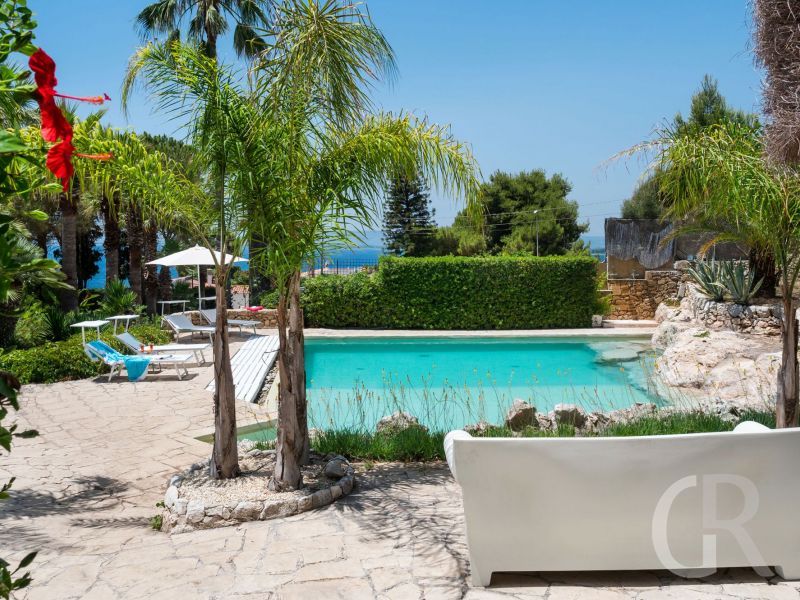 villa-maddalena-schwimmbad.jpg