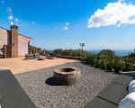 villa-mila-grosser-aussenbereich-mit-terrasse.jpg