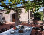 villa-palmento-monterosso-essplatz-im-freien.jpg