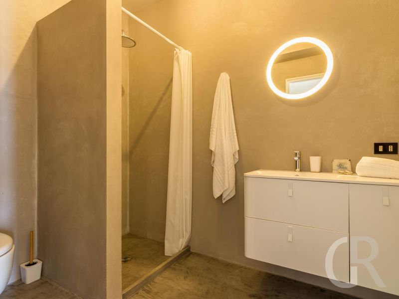 villa-persefone-badezimmer.jpg