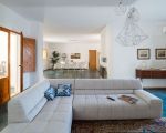 villa-salinella-sofa.jpg
