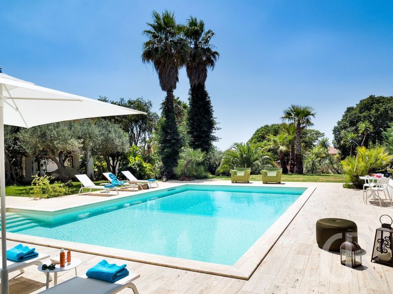 villa-san-ciro-schwimmbad.jpg