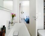 villa-timo-badezimmer-mit-waschbecken.jpg
