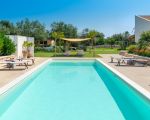 casa-degli-aranci-pool-und-terrasse.jpg