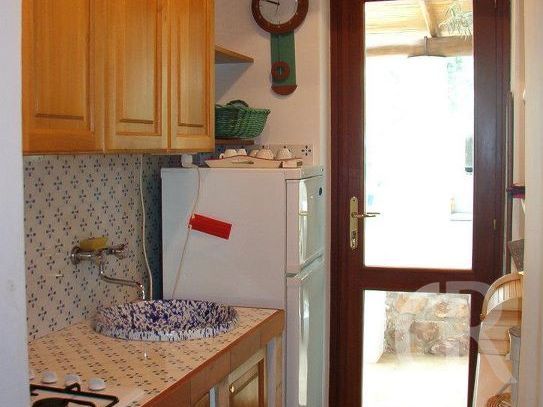 casa-eoliana-kuechenzeile.jpg
