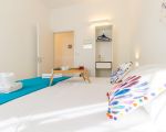 ferienhaus-edone-freundliches-schlafzimmer.jpg