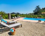 ferienhaus-la-rosa-sonnenterrasse-am-pool.jpg