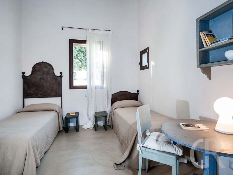 ferienhaus-ulivi-schlafzimmer-mit-einzelbetten.jpg