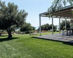 ferienhaus-ulivi-terrasse-mit-garten.jpg