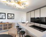 ferienwohnung-aurispa-kueche-mit-esstheke.jpg